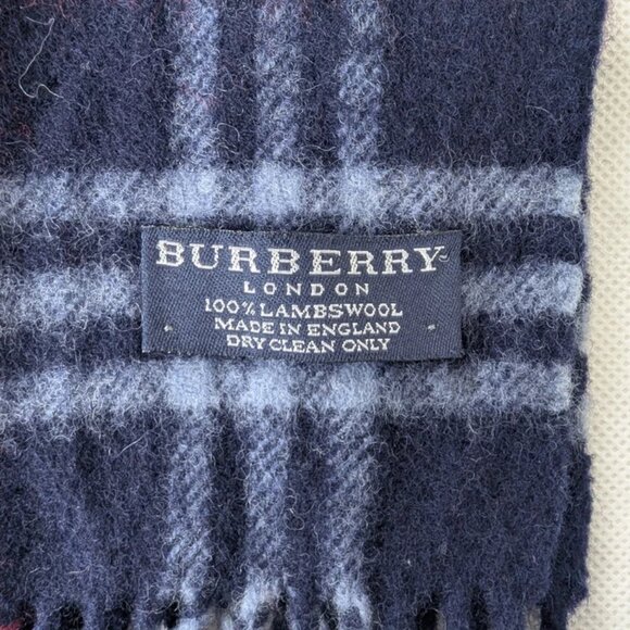 Pre-Loved Burberry Lambswool Scarf Blue – Unisex Check – Luxury Winter Accessory - Picture 2 of 7